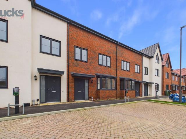 House for sale in Southcourt, Aylesbury
