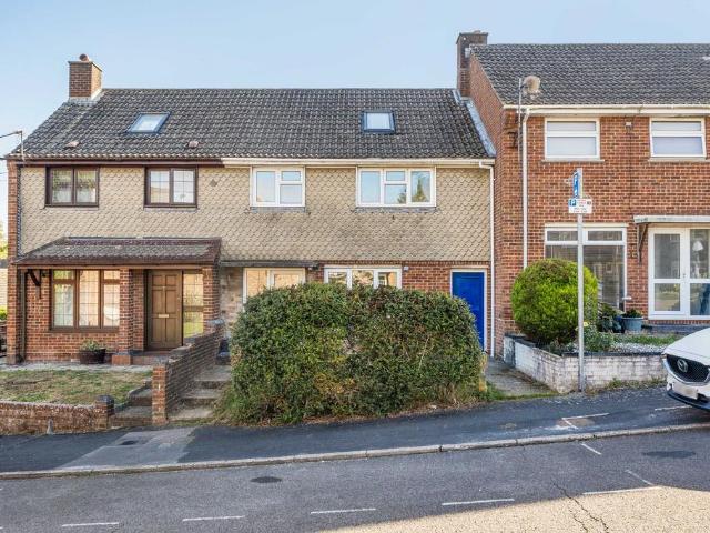 House for sale in Winnall, Hampshire