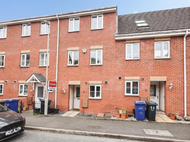 House for sale in Cradley, West Midlands