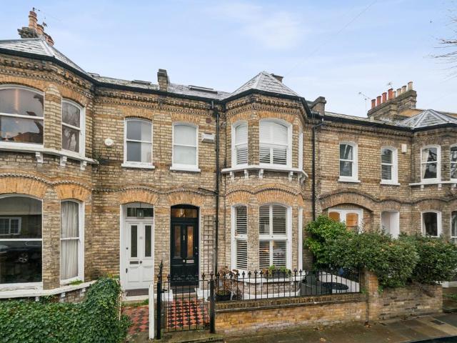 House for sale in Wandsworth, Greater London