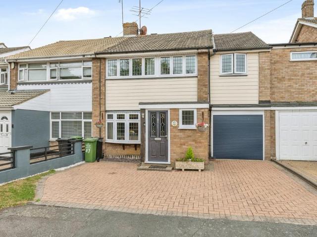House for sale in Shotgate, Essex