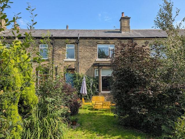 House for sale in Hipperholme, West Yorkshire