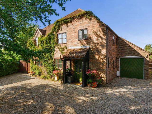 House for sale in Lambourn, West Berkshire