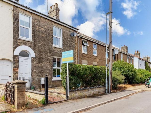 House for sale in Heigham Grove, East Bank