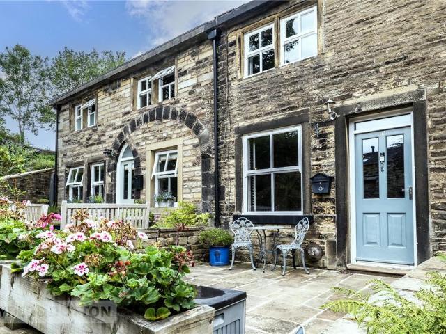 House for sale in Sowerby Bridge
