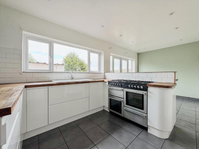 House for sale in Pouchen End, Hertfordshire