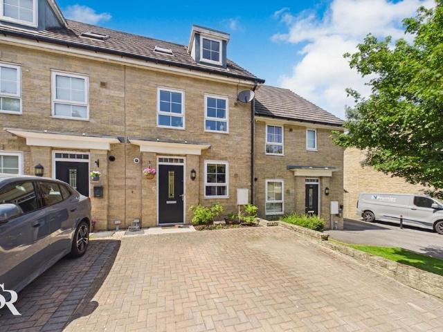 House for sale in Wash, Charlesworth