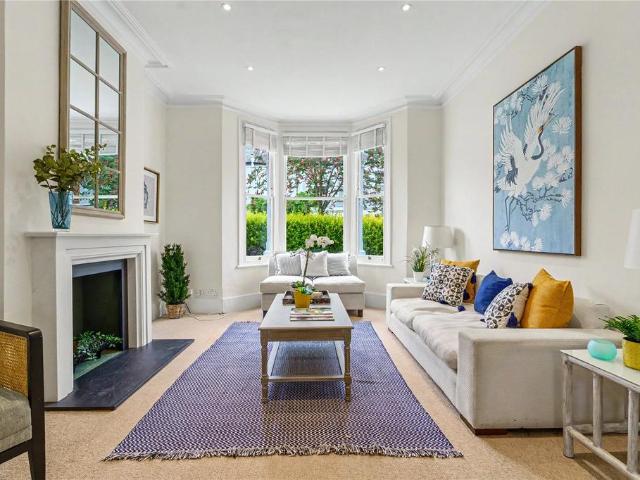 House for sale in Clapham Junction, Greater London
