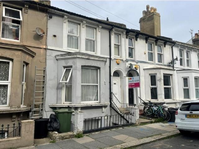 House for sale in Blacklands, Guestling Green