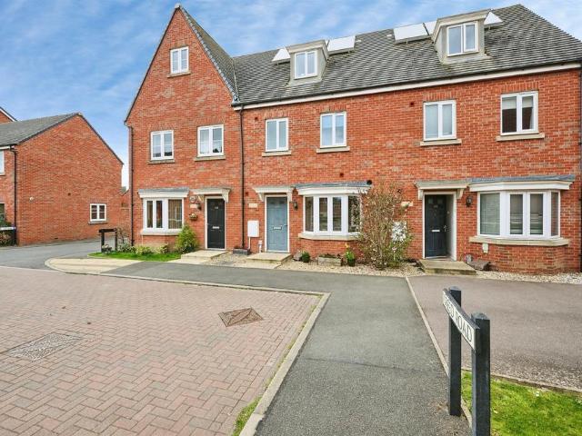 House for sale in Oundle