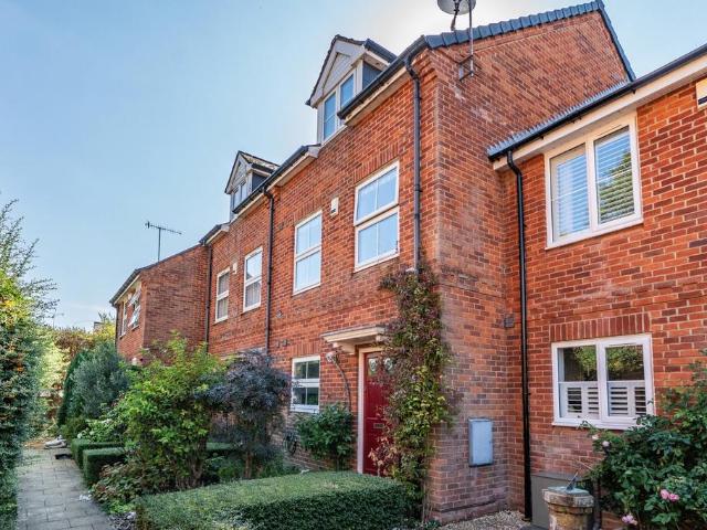House for sale in The Close, Hampshire