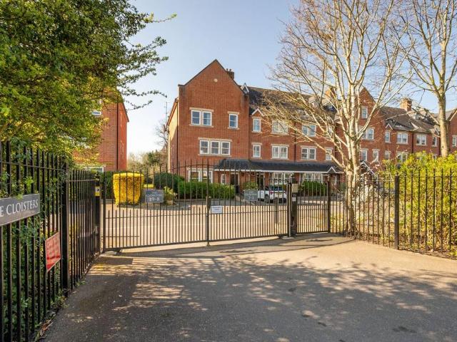 House for sale in Clewer Village, Windsor