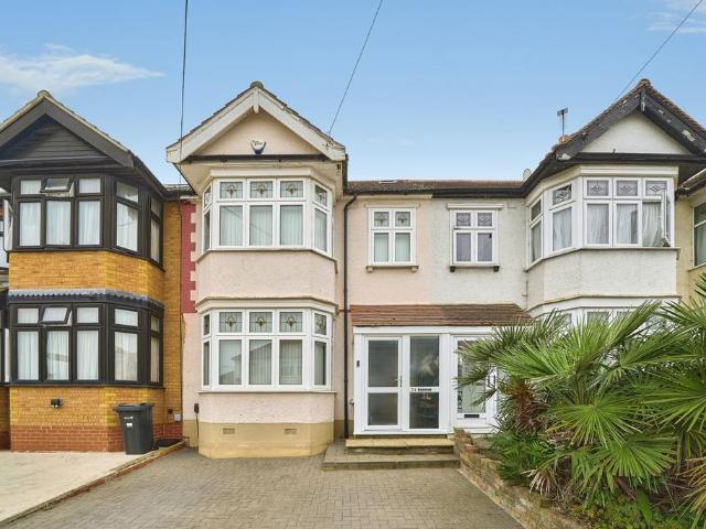 House for sale in Barkingside, Greater London