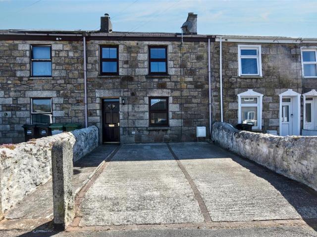 House for sale in Roseworthy, Cornwall
