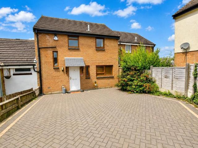 House for sale in Higher Croft, Lower Darwen
