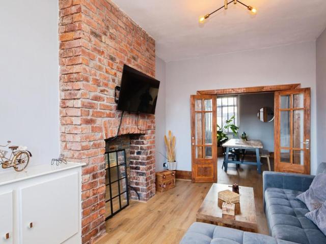 House for sale in Georgia, Greater Manchester