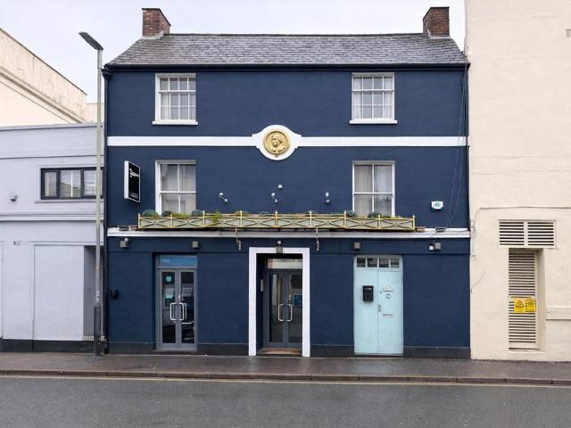 House for sale in Ewens Farm, Golden Valley