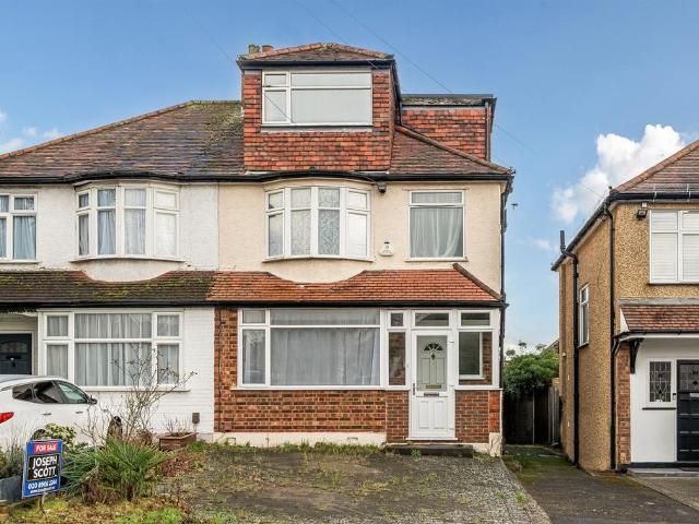 House for sale in The Hale, Greater London