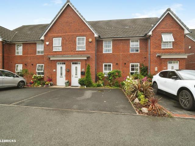 House for sale in Burnedge, Greater Manchester