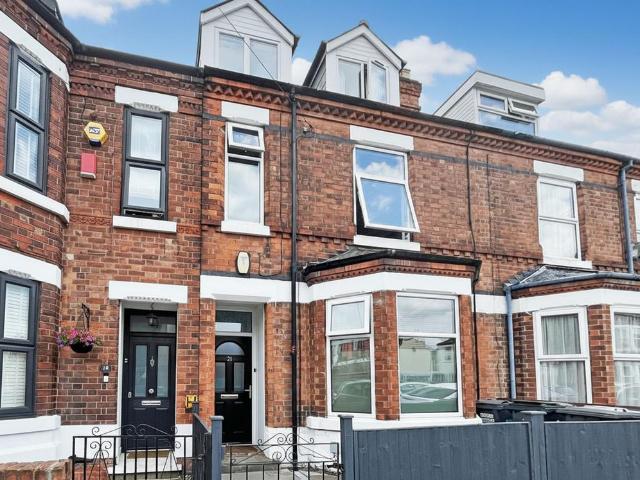 House for sale in Gedling, East Midlands