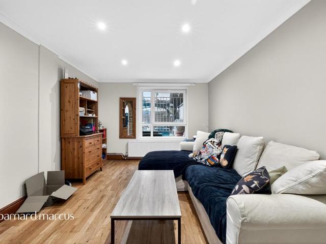 House for sale in London Borough of Lewisham, Greater London