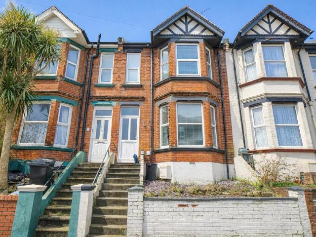 House for sale in Blacklands, Guestling Green