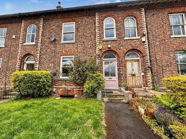 House for sale in Kirkhams, Bury