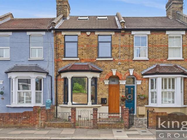 House for sale in Greater London