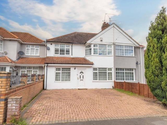 House for sale in Slough