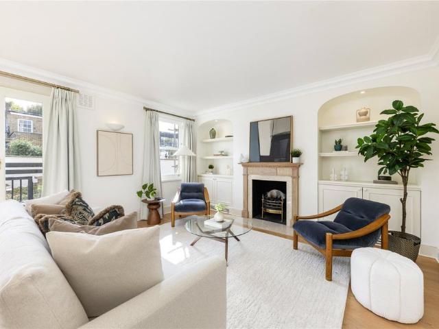 House for sale in Royal Borough of Kensington and Chelsea, Greater London