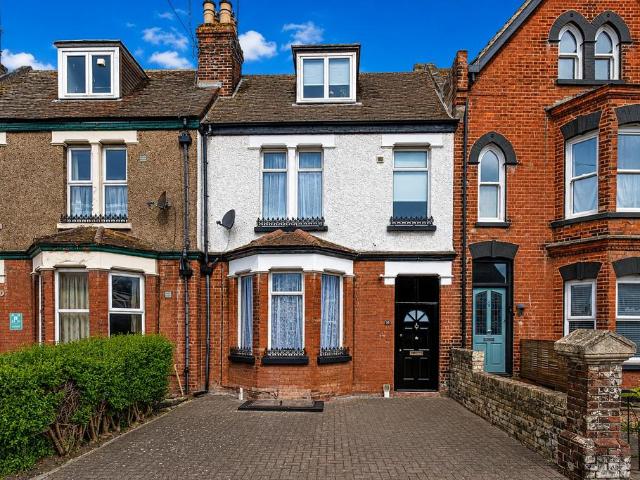 House for sale in Acol, Kent