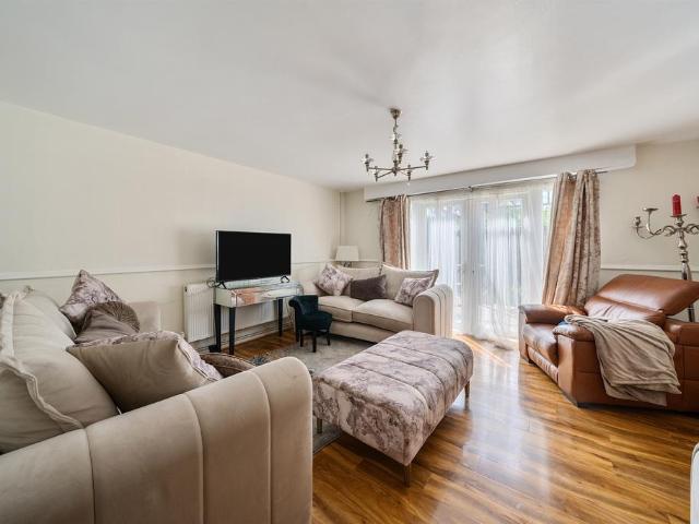 House for sale in Loughborough Junction, Greater London