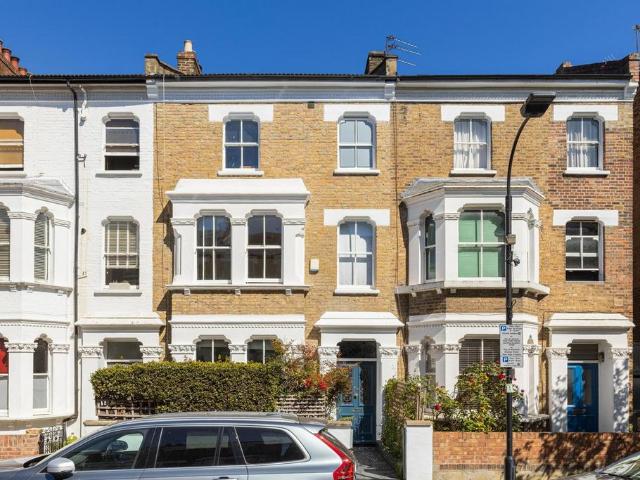 House for sale in Shepherd's Bush, Greater London