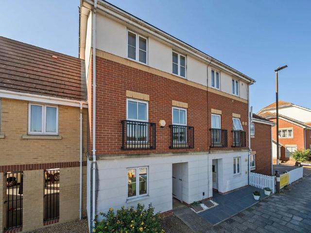 House for sale in Abbey Wood, Greater London