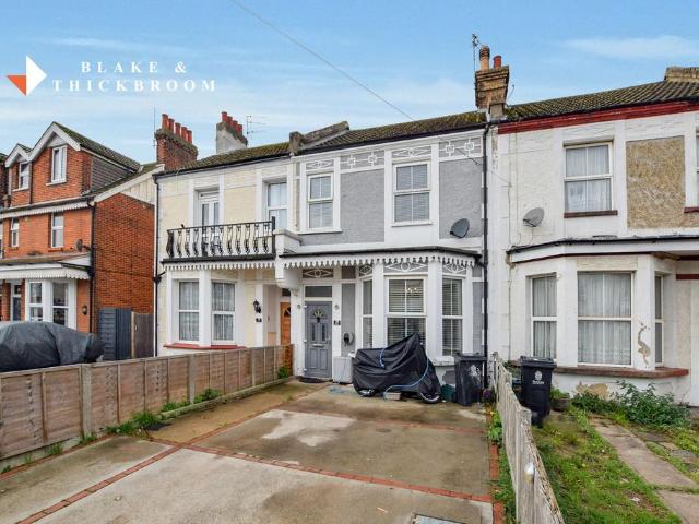 House for sale in Dale Hill, Essex