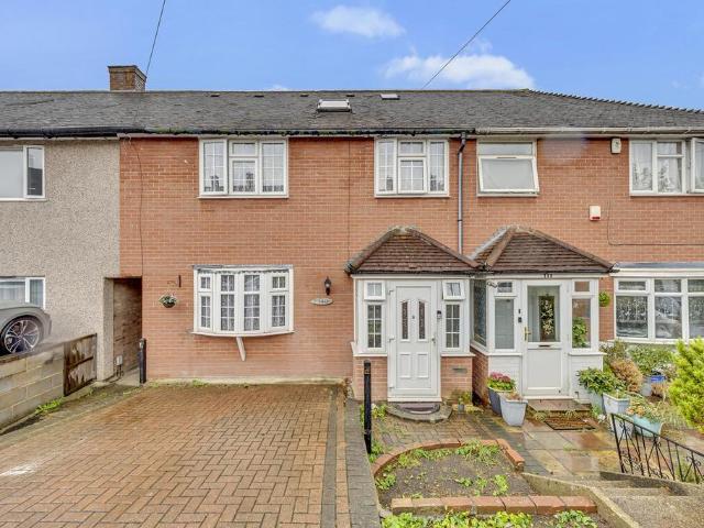 House for sale in Hainault, Greater London