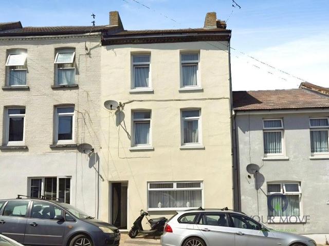 House for sale in Whitehall, Acol