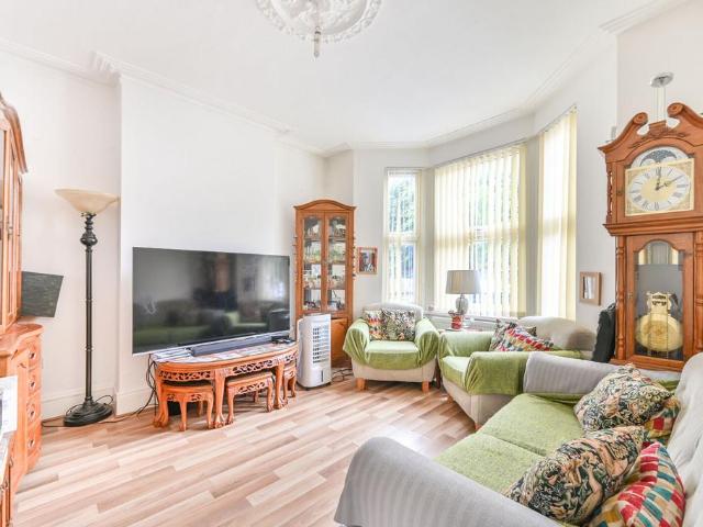 House for sale in Dollis Hill, Greater London