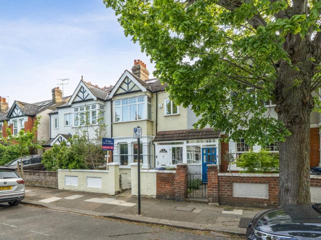 House for sale in London Borough of Ealing, Hanwell