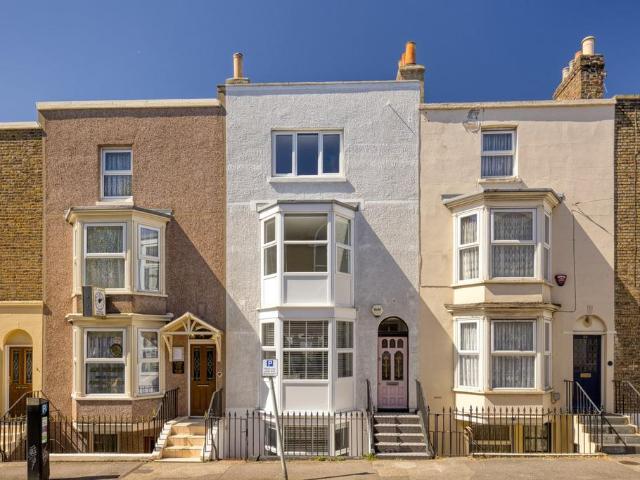 House for sale in East Cliff, Acol