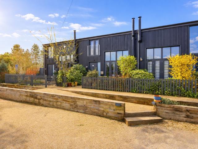 House for sale in Five Acres, Hertfordshire