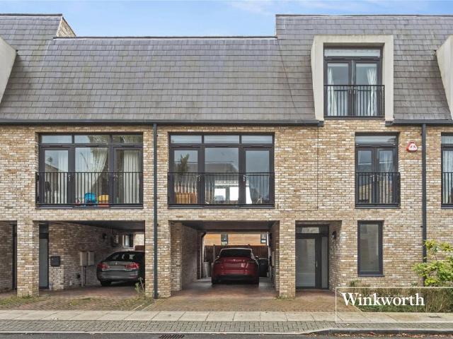 House for sale in High Barnet, Isle Of Man