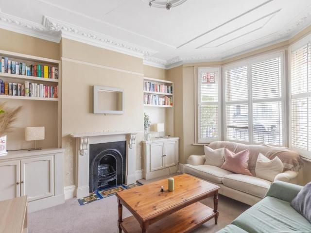 House for sale in Balham, Greater London