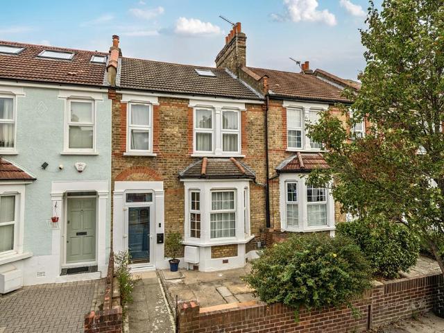 House for sale in London Borough of Lewisham, Greater London