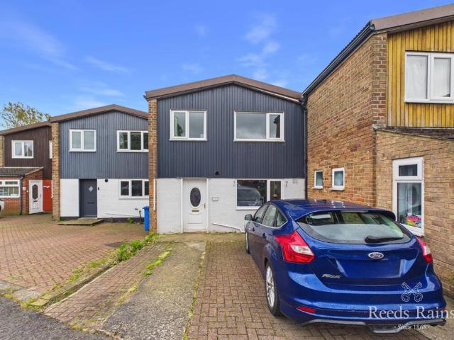 House for sale in Hutton Village, Guisborough