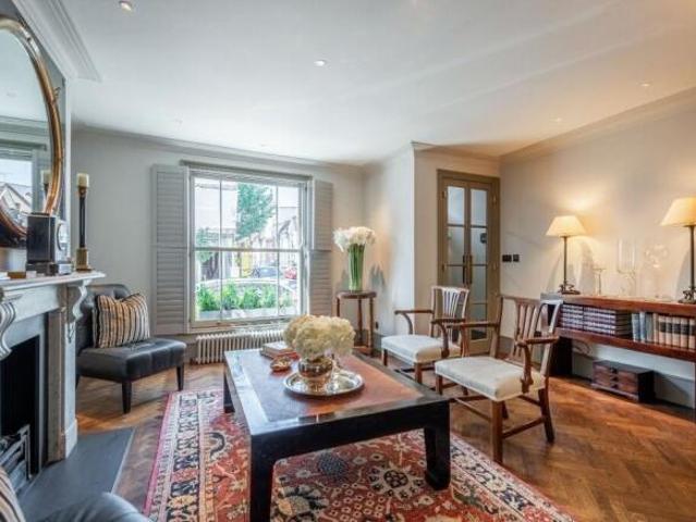 Cottage for sale in Cat Hill