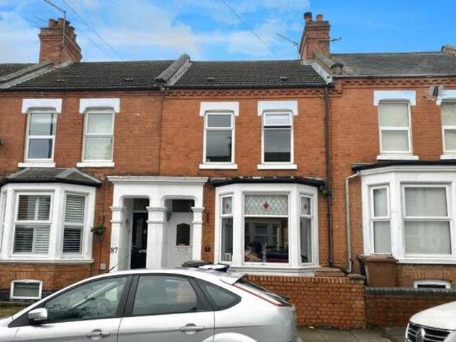 House for sale in Northampton, Northamptonshire