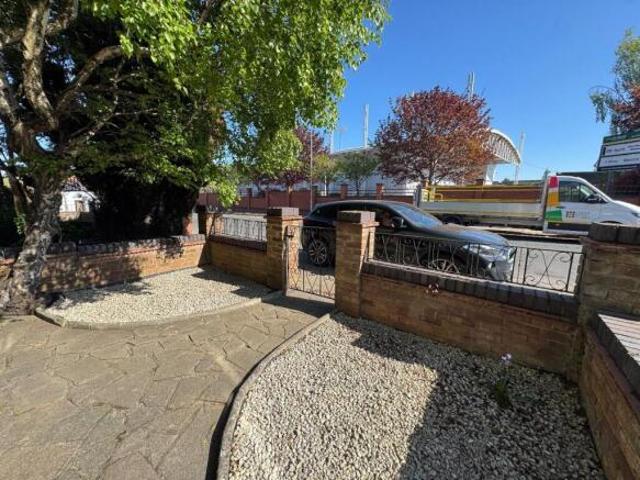 Cottage for sale in Northampton, Northamptonshire