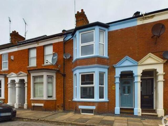 House for sale in Northampton, Northamptonshire