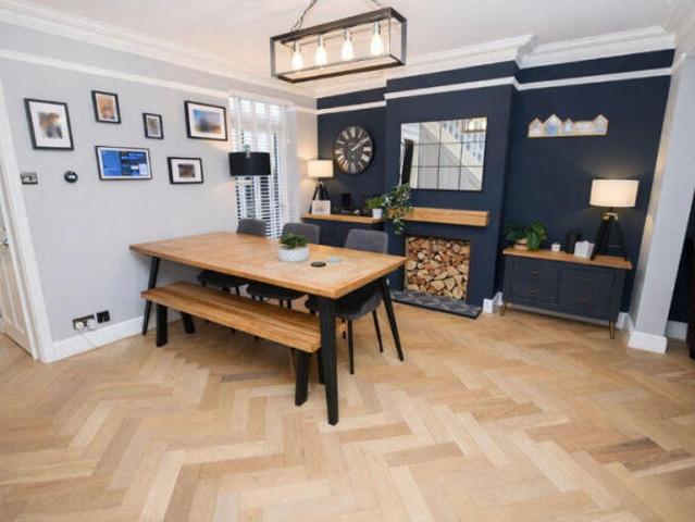 Cottage for sale in Vinters Park, Midway